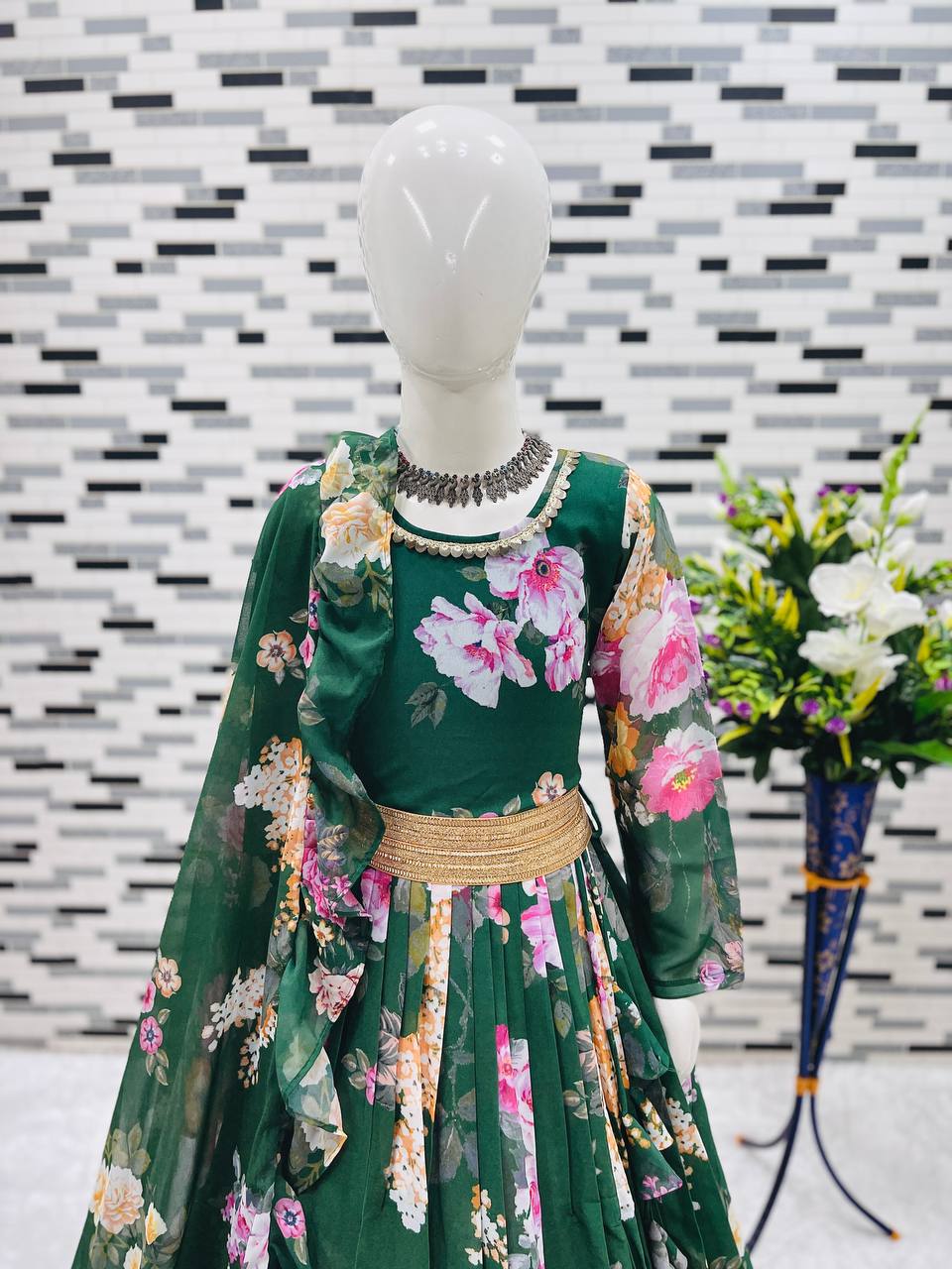 Presenting New Designer Heavy Fox Georgette Gown With Digital Print Work Ready To Wear Collection OC-142-GREEN